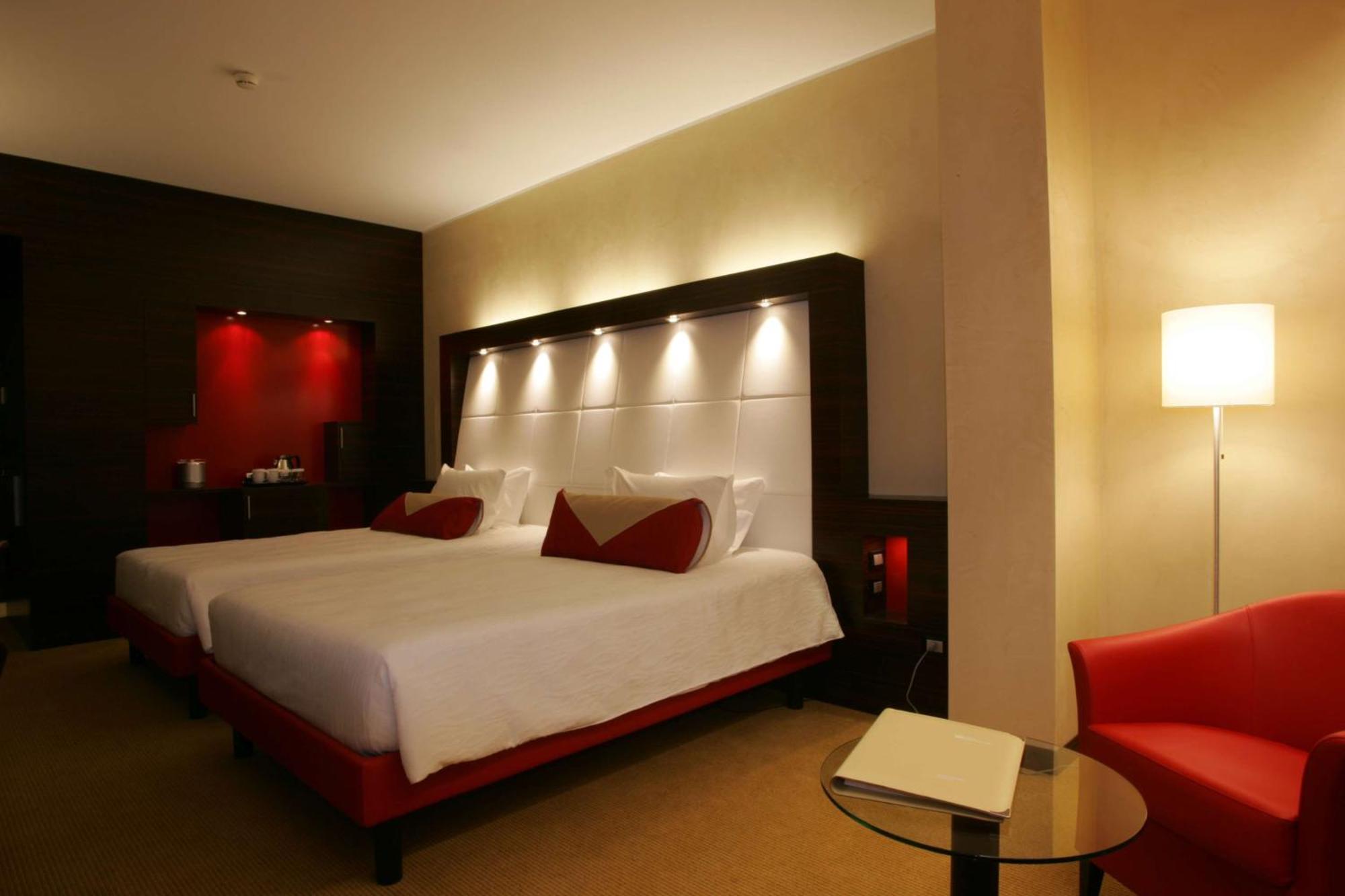 Hilton Garden Inn Lecce Esterno foto