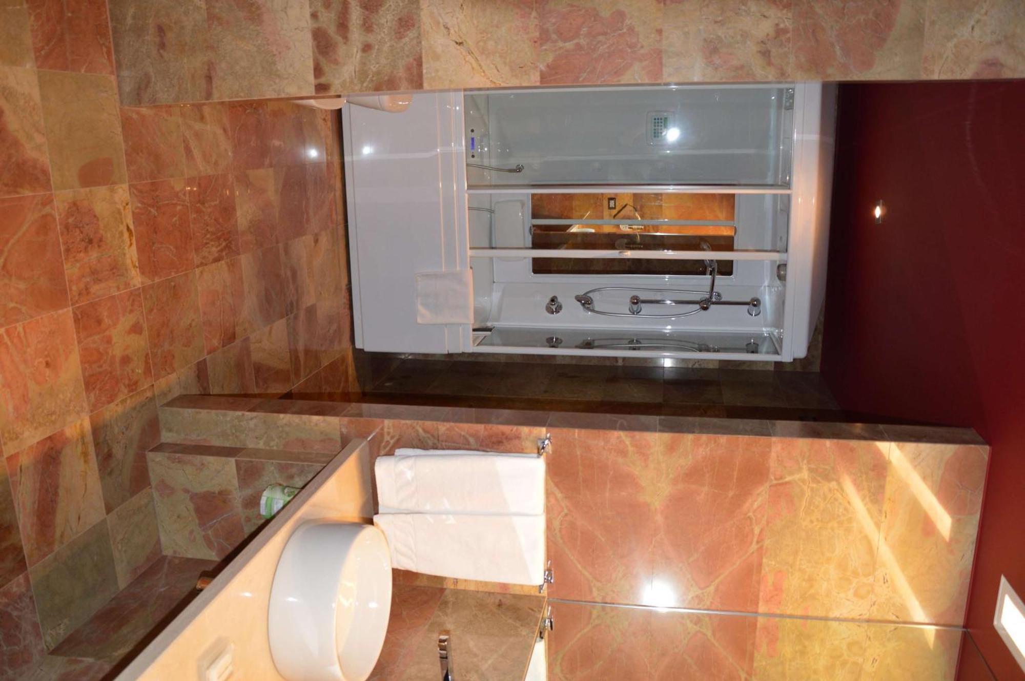Hilton Garden Inn Lecce Esterno foto