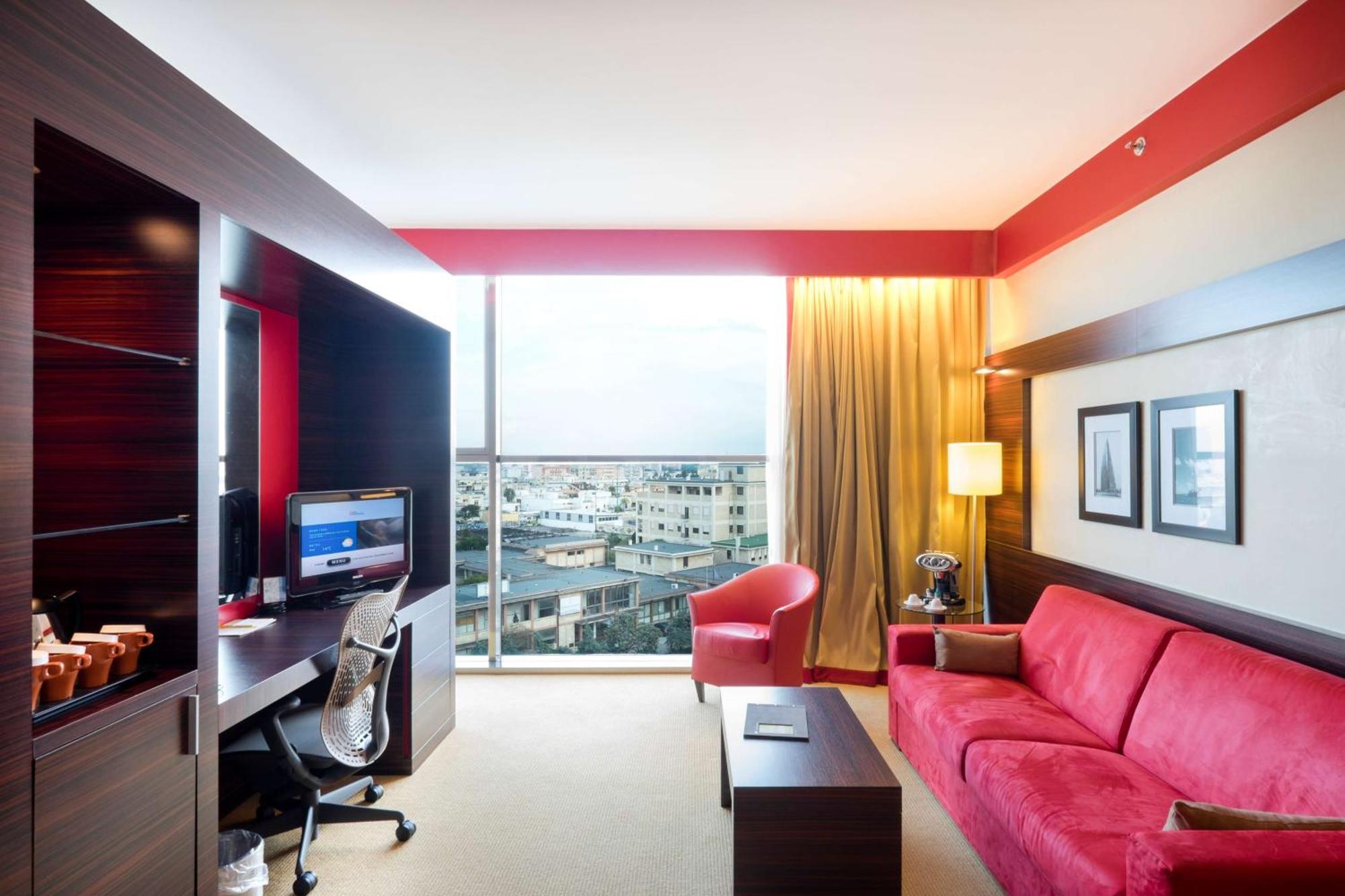 Hilton Garden Inn Lecce Esterno foto
