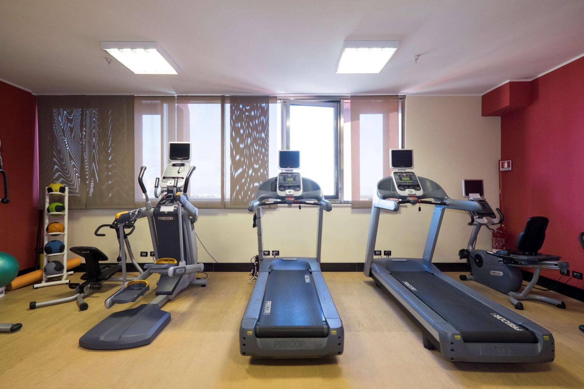 Hilton Garden Inn Lecce Esterno foto