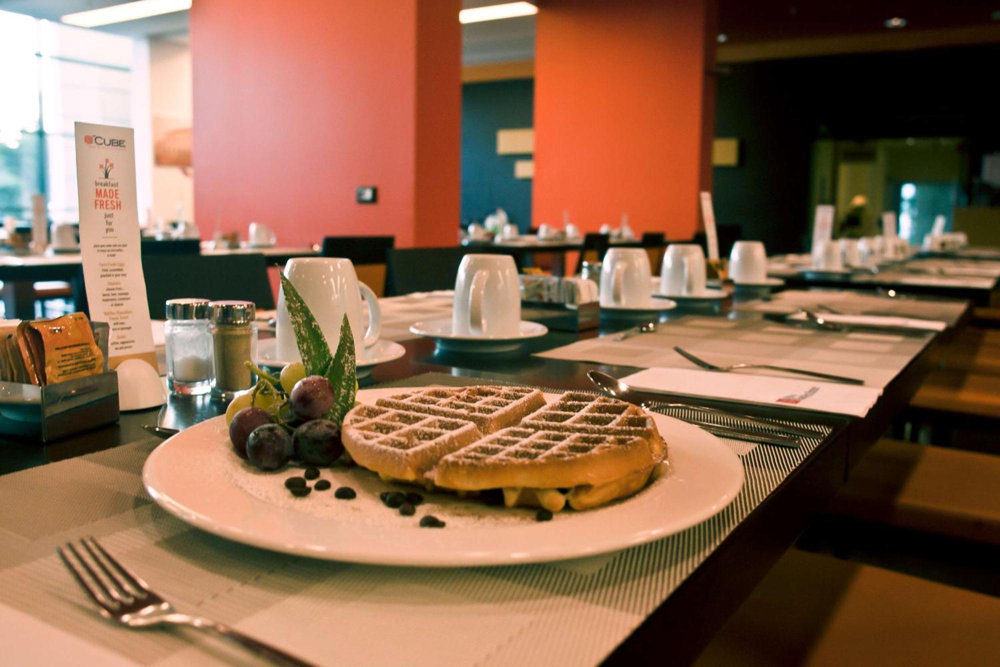 Hilton Garden Inn Lecce Esterno foto