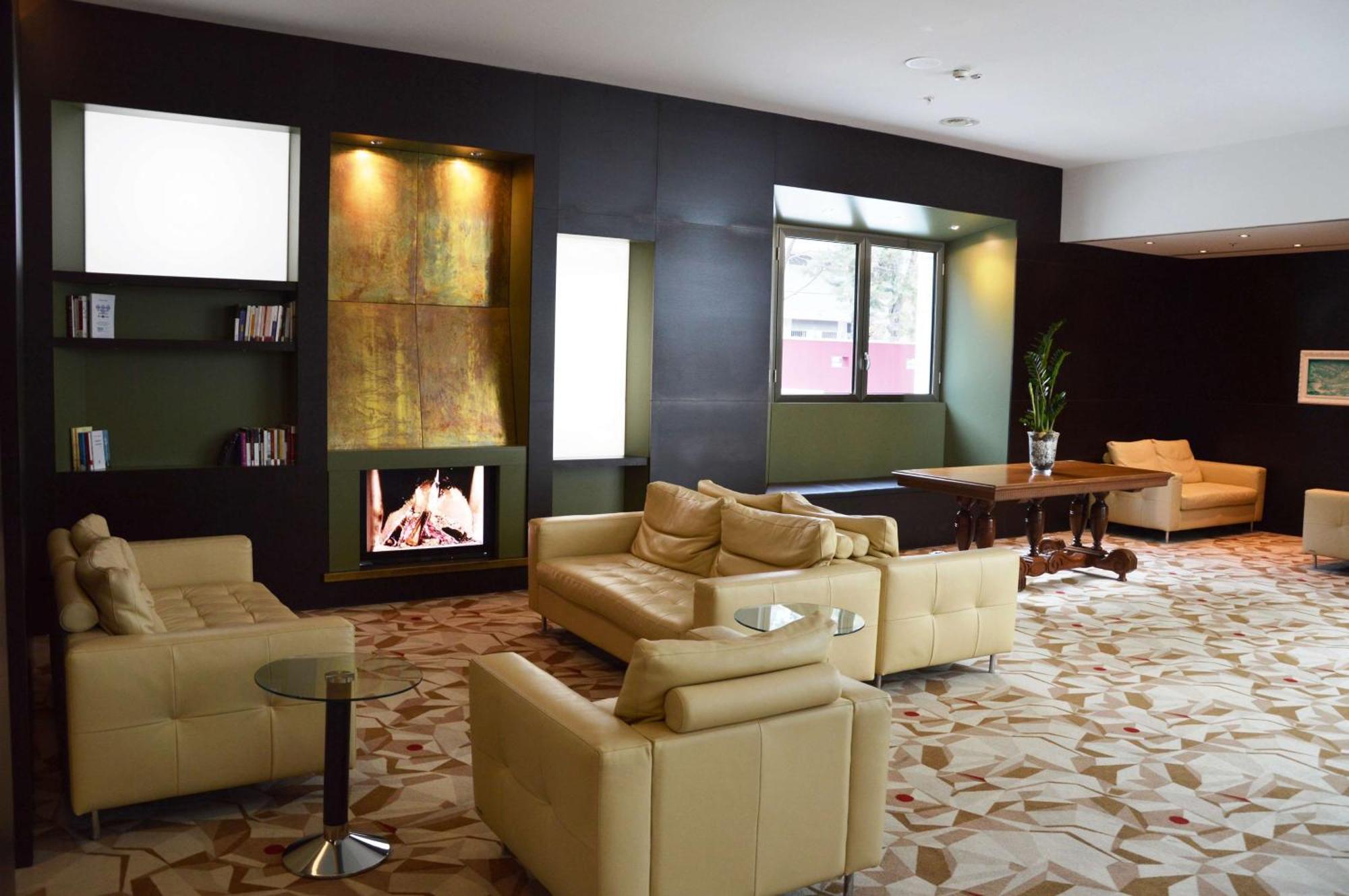 Hilton Garden Inn Lecce Esterno foto